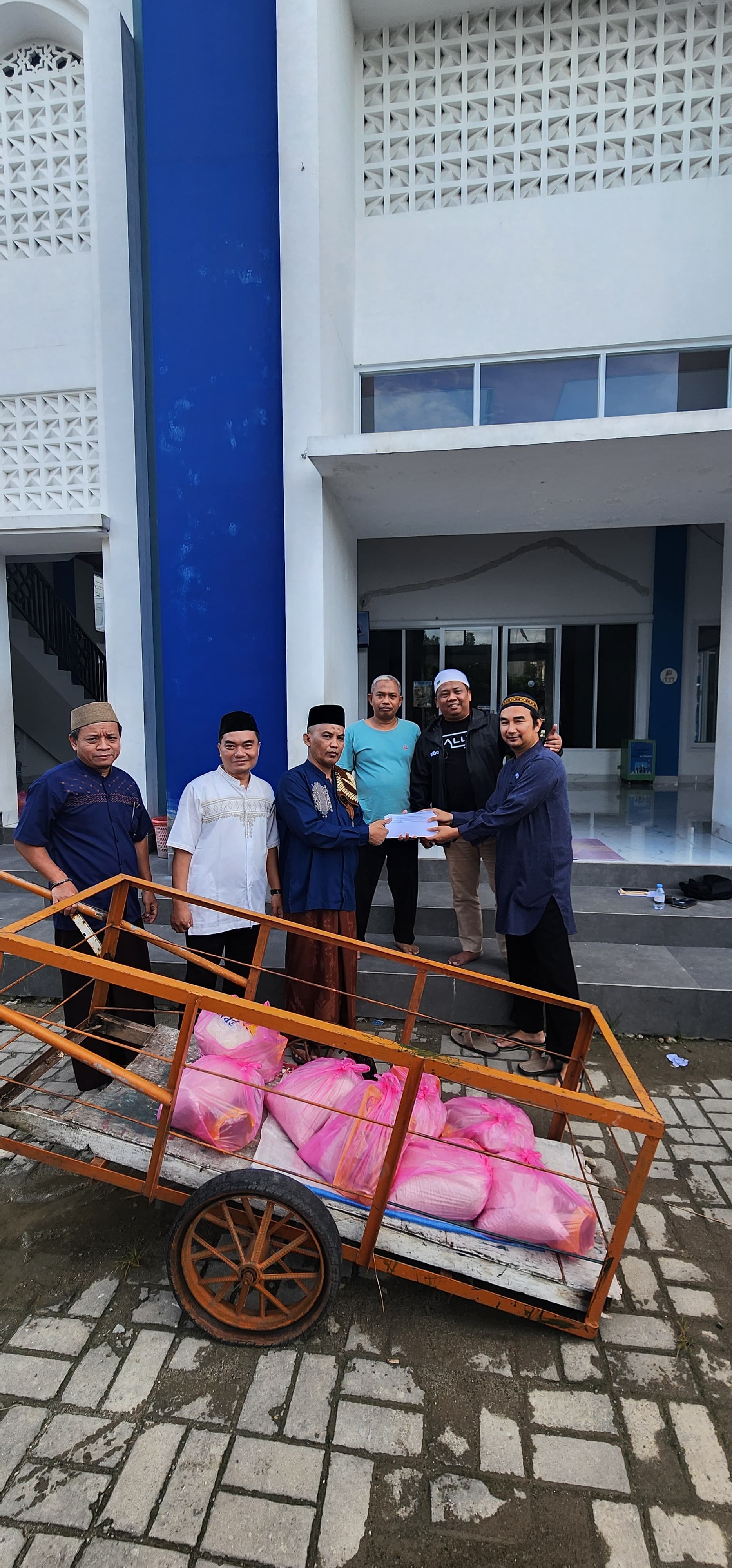 Distribusi Zakat Propesi Ke Warga