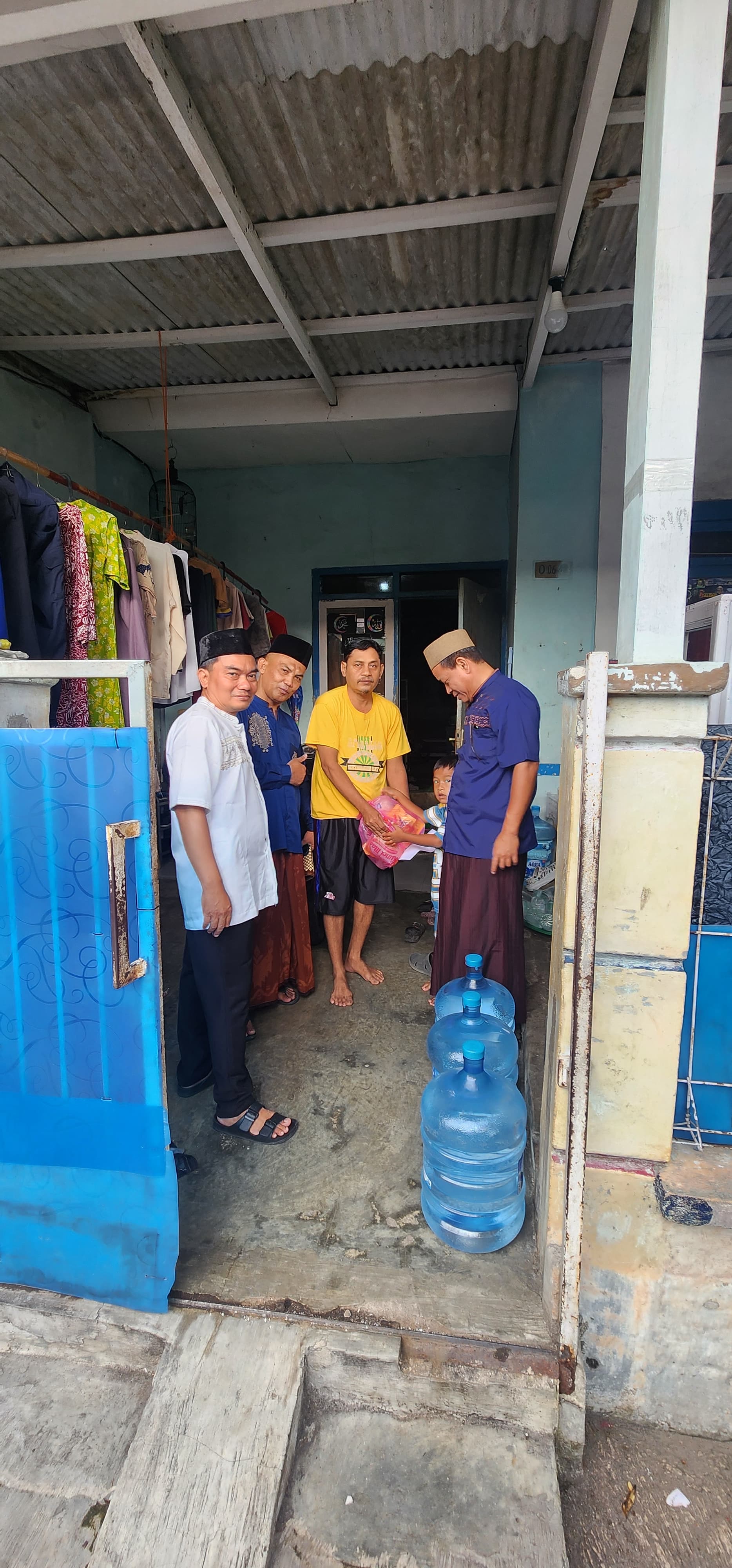 Distribusi Zakat Propesi Ke Mustahik